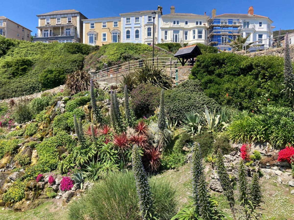 Flat 2, 1 Alexandra Gardens Daire Ventnor Dış mekan fotoğraf