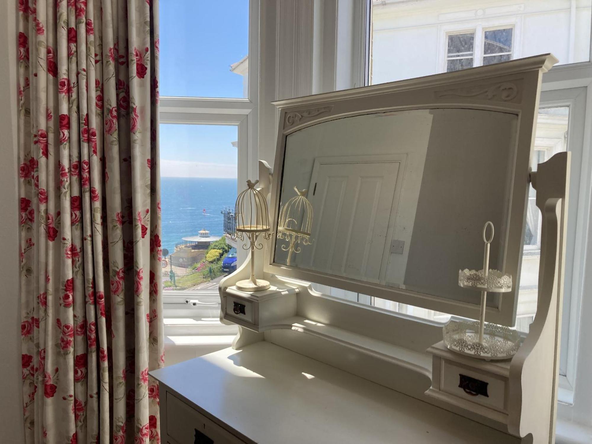 Flat 2, 1 Alexandra Gardens Daire Ventnor Dış mekan fotoğraf