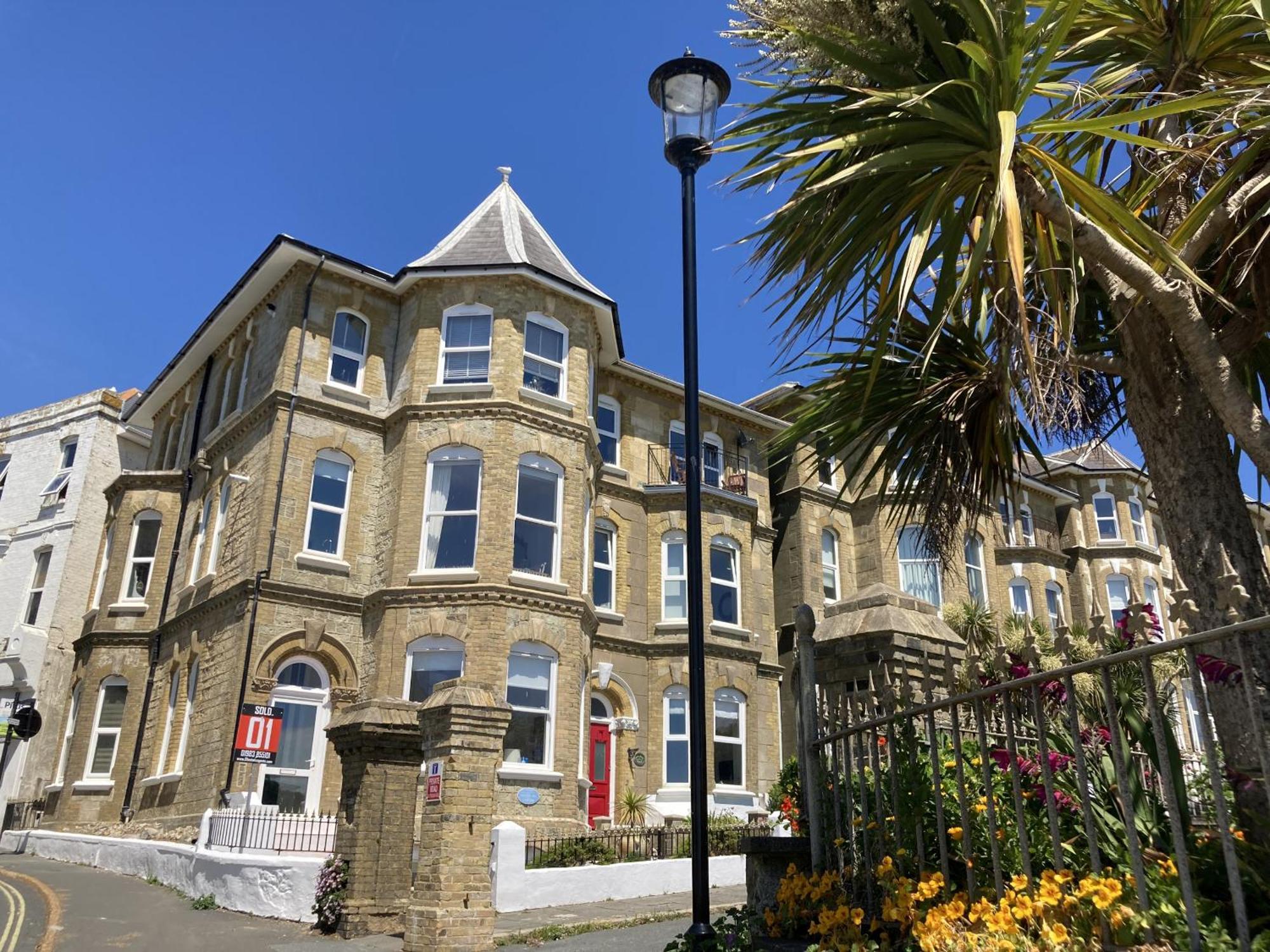 Flat 2, 1 Alexandra Gardens Daire Ventnor Dış mekan fotoğraf